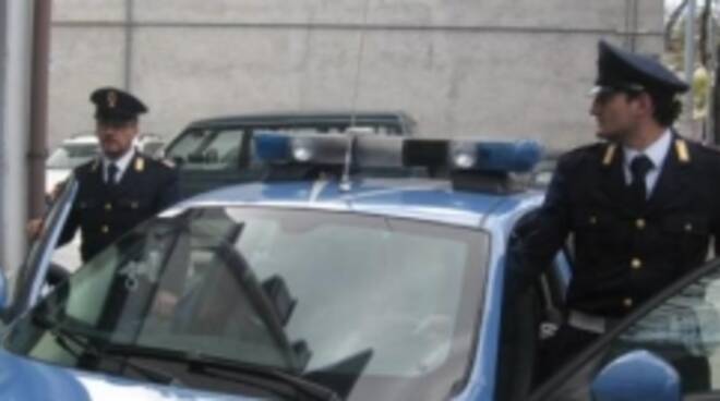 1771315-polizia.JPG