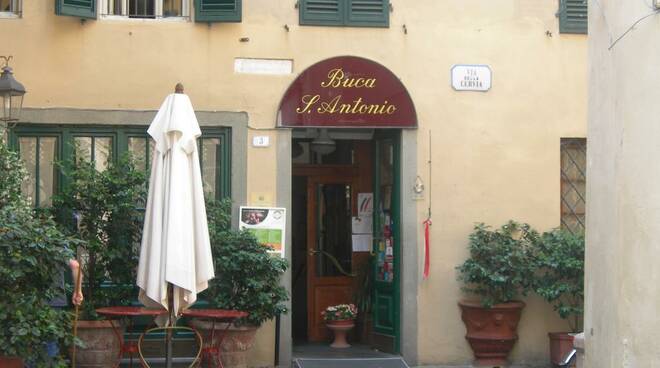 ristorante-buca-di-sant-antonio-20110603-195618.jpg