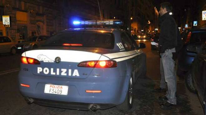 Polizia-volante-notte630.jpg