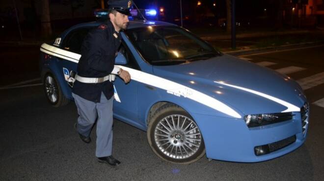 polizia-notte-g.jpg