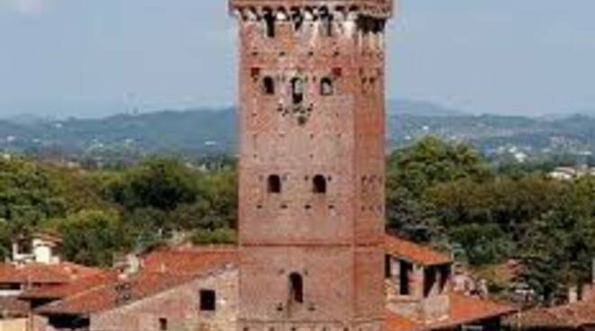 torre_guinigi.jpg