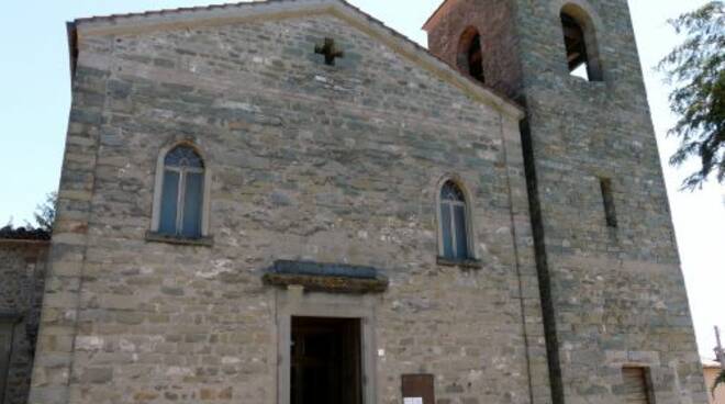 Villa_Collemandina-chiesa_ss_sisto_e_margherita-facciata2.jpg