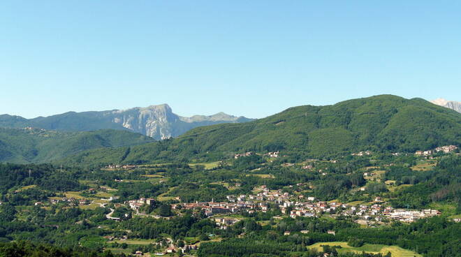 1200px-Camporgiano_da_San_Romano_in_Garfagnana1.jpg