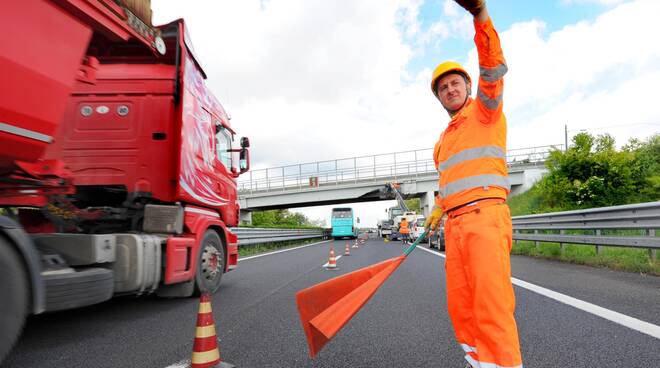 autovie-lavoro-autostrada.jpg