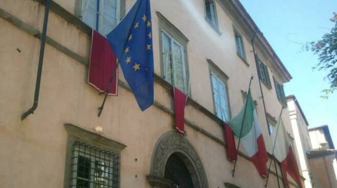 municipio-lucca-.jpg