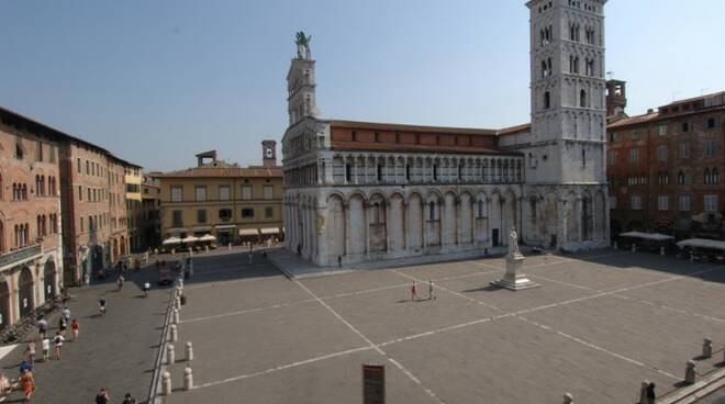 Piazza-San-Michele.jpg