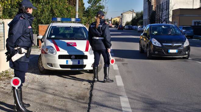 polizia_municipale_capannori_2.jpg