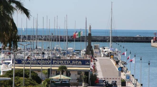 viareggio_porto.jpg