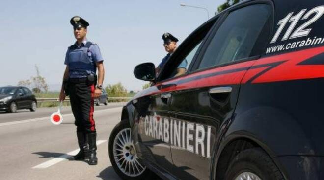 carabinieri-controlli-OK-572x381.jpg