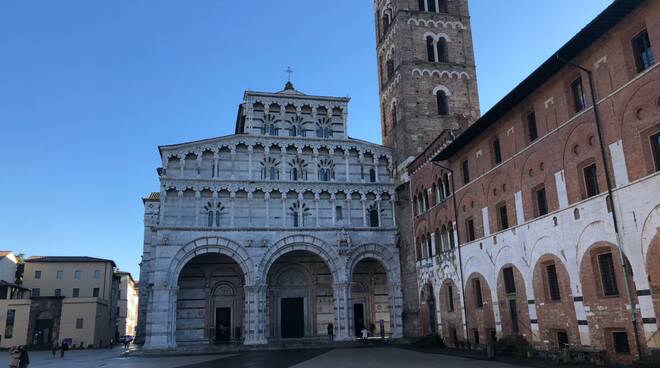 cattedrale di Lucca 950 anni chiesa celebrazioni vescovo