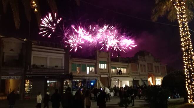 Fuochi d'artificio Viareggio Capodanno 2020