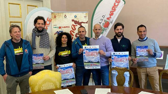 Francigena Running presentazione Sala Giunta Palazzo Ducale