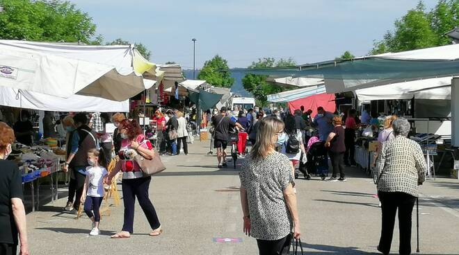 Mercato di Santa Croce sull'Arno in piazza Romero