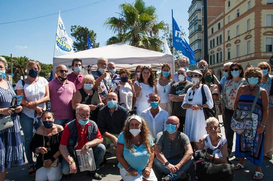 Ceccardi Lega Fratelli d'Italia Viareggio piazza Campioni regionali regionali 2020