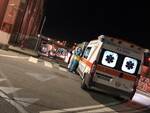 ambulanze covid in fila al pronto soccorso di cisanello di pisa