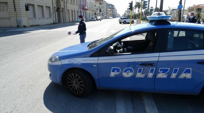 polizia torre del lago