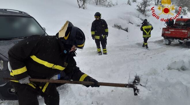 neve vigili del fuoco