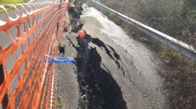 Frana via Poggio a Pino Ponte a Elsa