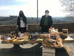 montanelli e martinelli con i prodotti tipici di san miniato e montopoli valdarno