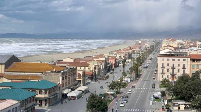 viareggio lungomare zona rossa