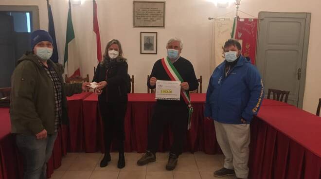 Donazione cittadini Pieve Fosciana per azienda agricola 