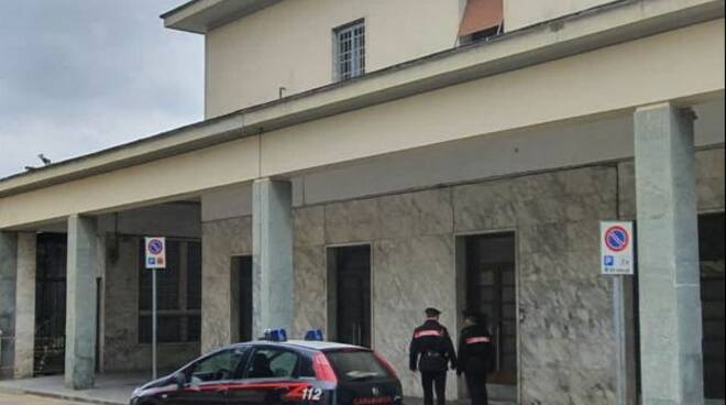 carabinieri rapina Pietrasanta arresto