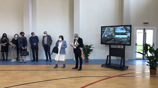 inaugurazione palazzetto Ghivizzano