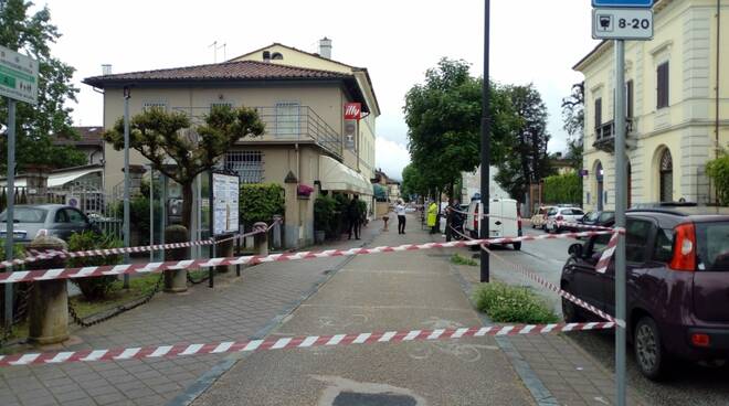 Si apre una voragine lungo la pista ciclabile a San Concordio