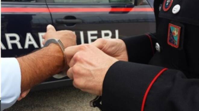 carabinieri arresto