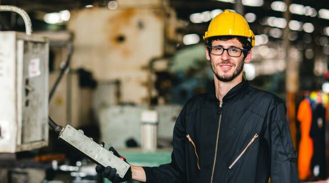 lavoro metalmeccanico