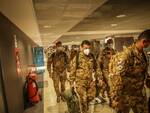 Missione italiana in Afghanistan conclusa: il contingente rientra all'aeroporto militare di Pisa