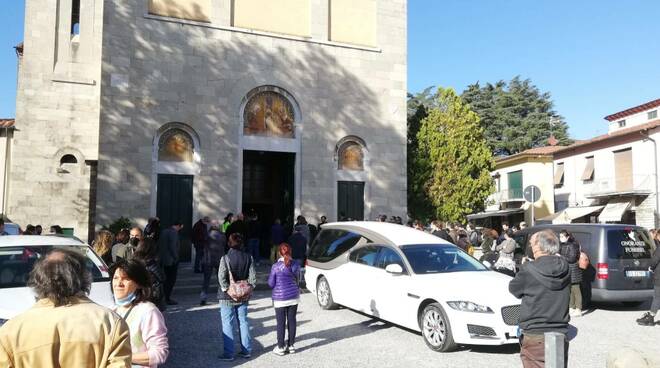 funerali Giovanni Fedeli Sant'Anna chiesa