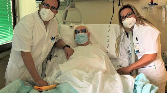 Operato a 103 anni al femore all’ospedale di Pescia il giorno dopo è già in piedi