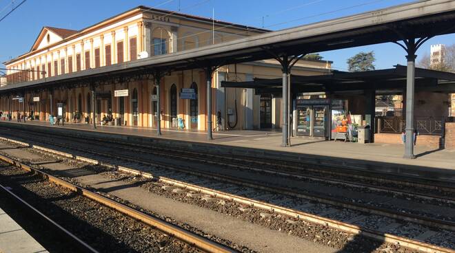 stazione di lucca