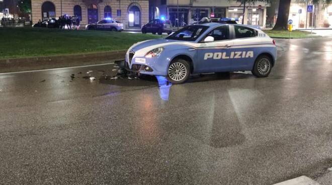 inseguimento polizia viale castracani lucca