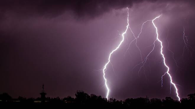 Temporale fulmini Viareggio Versilia