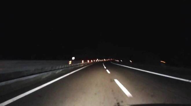 autostrada notte