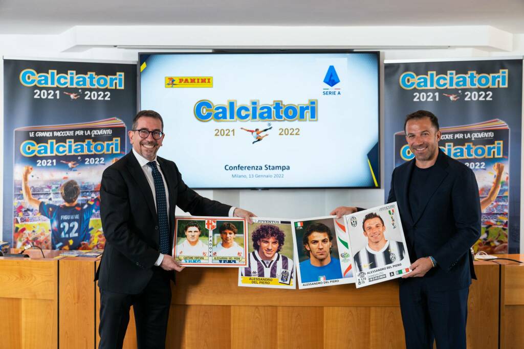 Calciatori Panini 2021 2022 presentazione album figurine