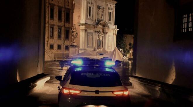 polizia questura Pisa foto nuove