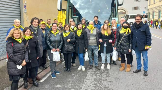 agricoltori lucchesi con serena frediani a firenze con la coldiretti