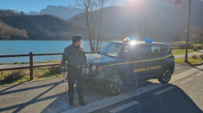 guardia di finanza castelnuovo garfagnana