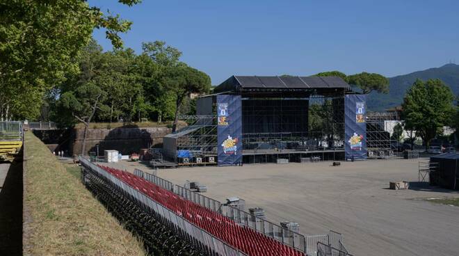 area palco summer festival spalti mura lucca