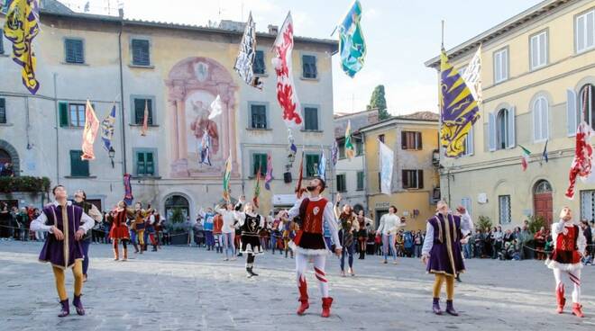 Gran Galà del Musici e degli Sbandieratori, palio di fucecchio