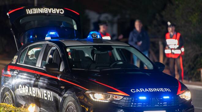 carabinieri notte isola d'elba