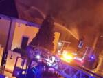 fulmine incendio tetto Lammari