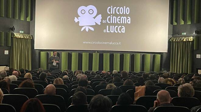 circolo del cinema di lucca sala piena per via manifestazione