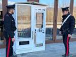 carabinieri Coreglia distributore sigarette bancomat