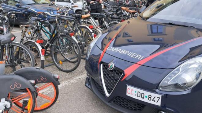 carabinieri furto moto bici firenze 