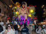 carnevale di viareggio notturna foto giovedi grasso 