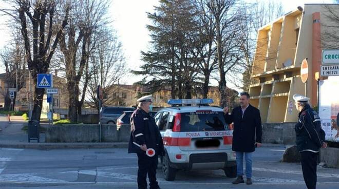 controlli polizia municipale di Porcari